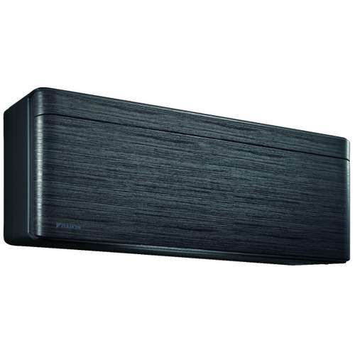 7831621_FTXA20BT_Daikin_Productafbeelding_02.jpg Daikin Stylish binnenunit 2,0 kW R32 zwart hout (inclusief IR afstandsbediening)