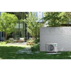 7832103_RXM20R_Daikin_Sfeerafbeelding_01.jpg Daikin buitenunit 2,0 kW R32